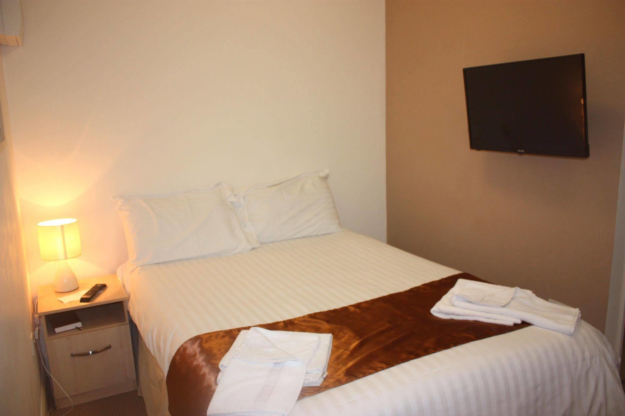 Macy'S Hotel London Bagian luar foto